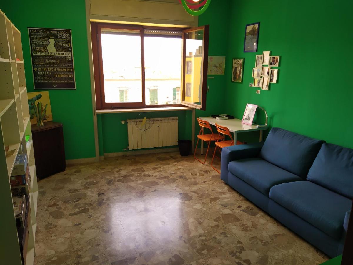 Vesuvio Corner - Spacious And Colorful Apartment In San Giorgio, Very Close To Napoli, Ideal For Families And Groups, Close To Pompeii, Sorrento... San Giorgio a Cremano Exterior photo