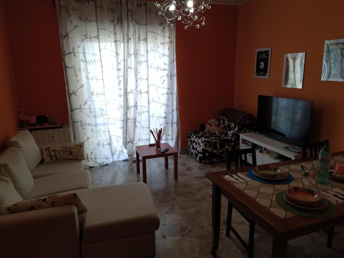 Vesuvio Corner - Spacious And Colorful Apartment In San Giorgio, Very Close To Napoli, Ideal For Families And Groups, Close To Pompeii, Sorrento... San Giorgio a Cremano Exterior photo